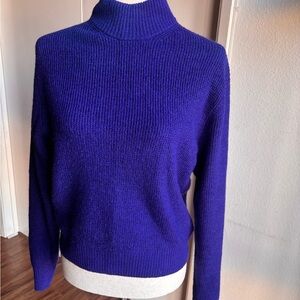Women’s Gap turtle neck sweater cobalt blue